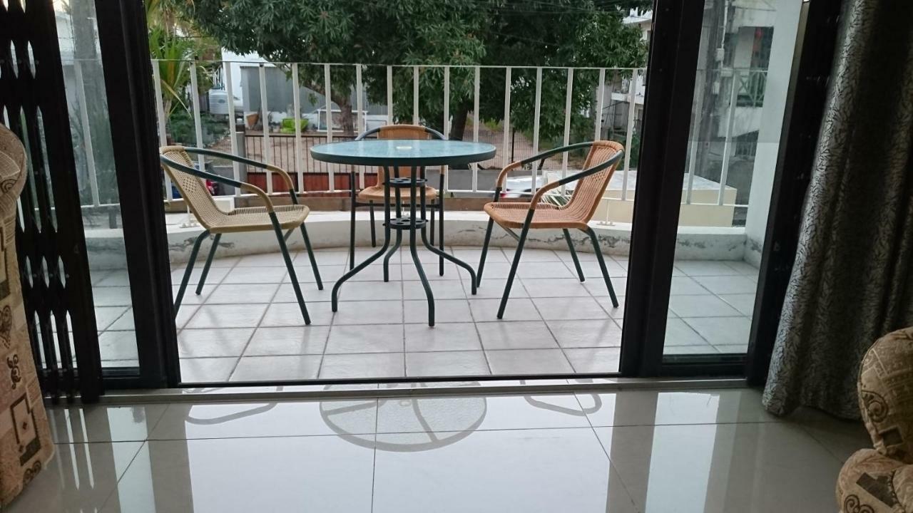 Royal Apart Flic en Flac Екстер'єр фото